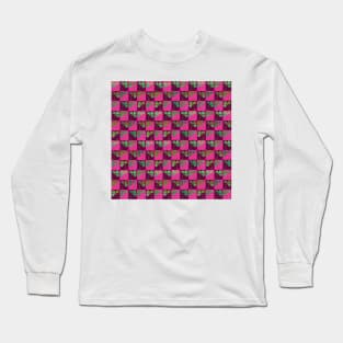 Red clover checkerboard Long Sleeve T-Shirt